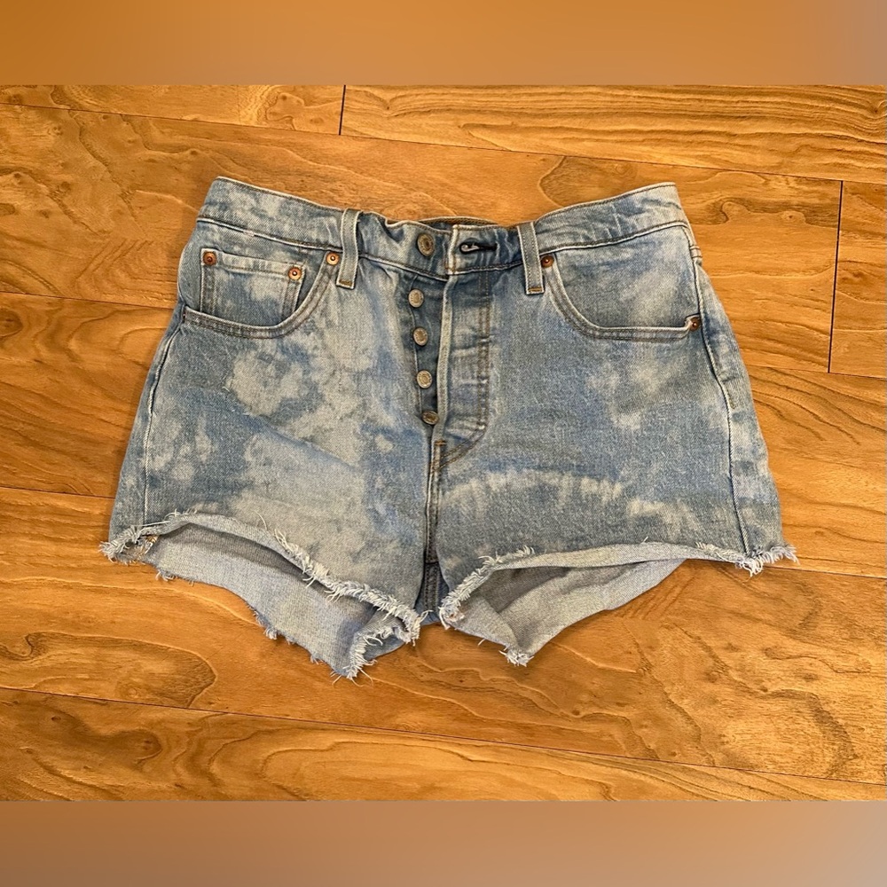 Levi 501 high waisted, distressed denim shorts, size w28.